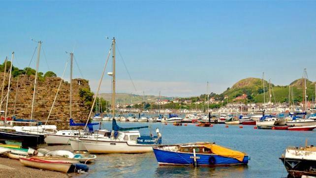 Beautiful Ancient Stone Cottage, Local Walks & Pub! Conwy Exterior foto